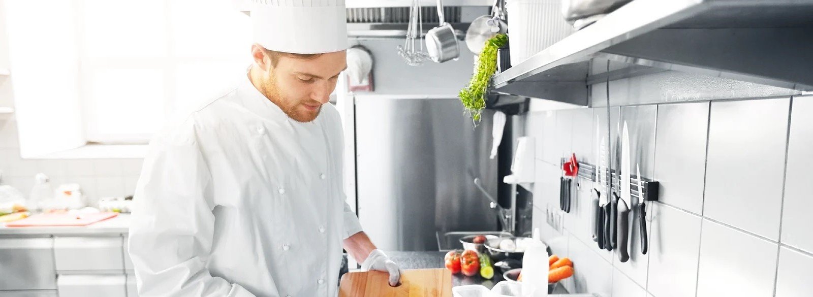 Chef at work in the GITE commercial training kitchen